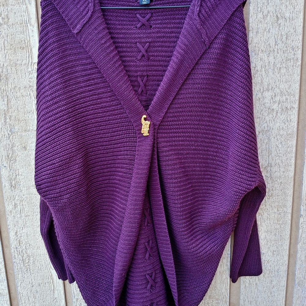 NWOT Batwing knitted cardigan